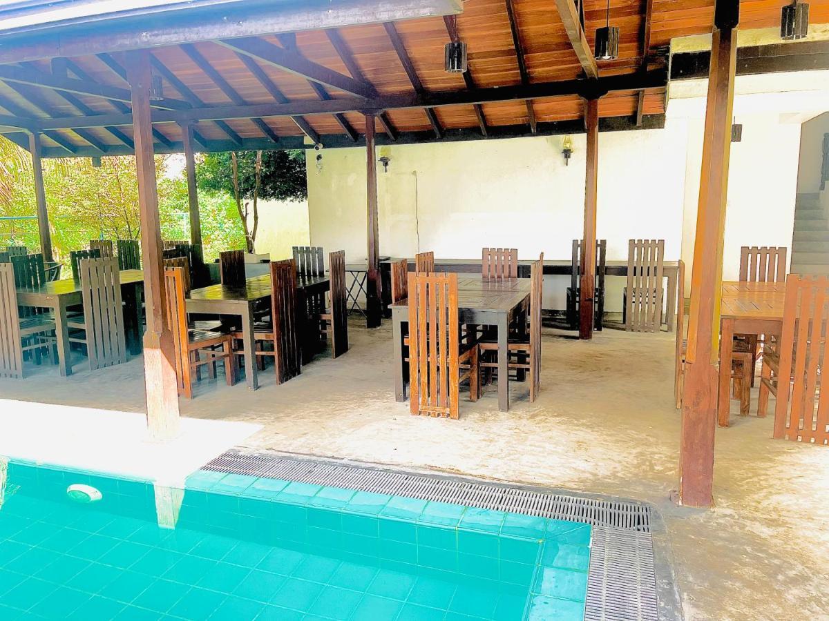 Lagoon Boutique Hotel Kanattagoda Exterior photo