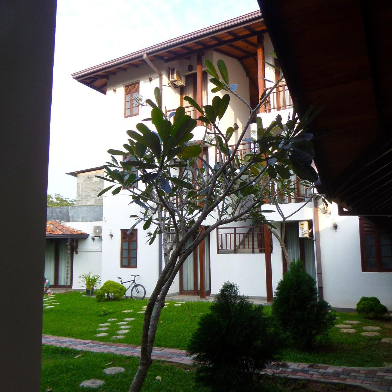 Lagoon Boutique Hotel Kanattagoda Exterior photo